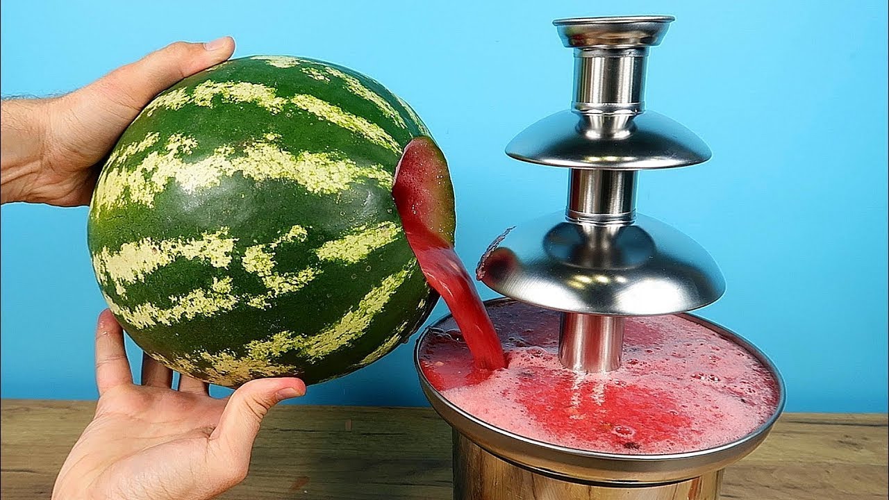 ¿QUE PASA SI VIERTES JUGO DE SANDIA EN UNA FUENTE DE CHOCOLATE?