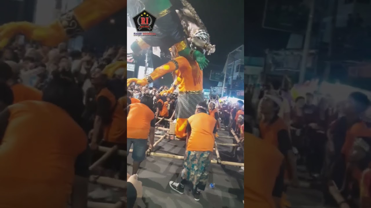 Kerukunan Umat Beragama Tampak Nyata Saat Pawai Ogoh Ogoh di Gresik