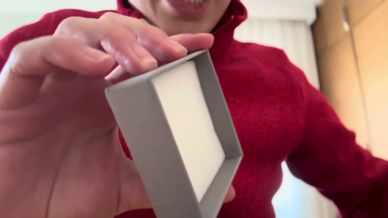 first asmr video (jewelry box)