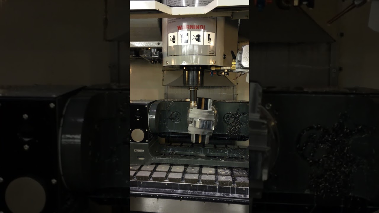 Haas TR-210 Trunnion Table, 2013