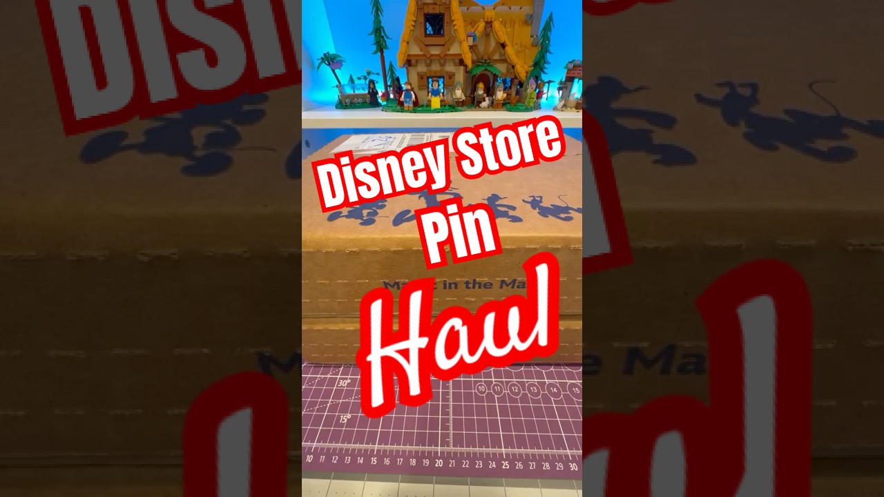 UNBOXING! Disney Store Haul! #disney #disneystore #disneypins #unboxing #disneyhaul #haul #princess