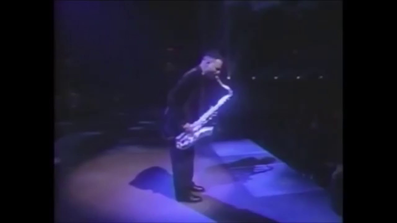 Best solo Sax of Kirk Whalum  in Whitney Houston Tour 1997
