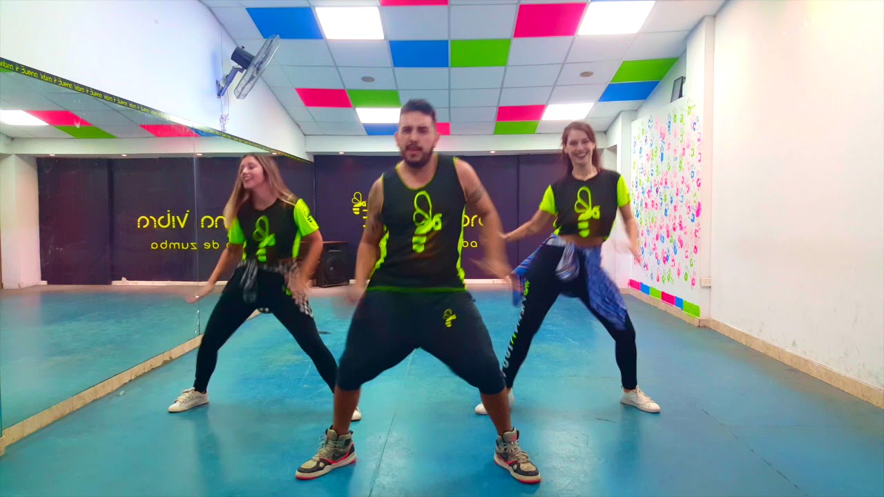 dale revienta el piso - dj  yayo- COREO ZUMBA