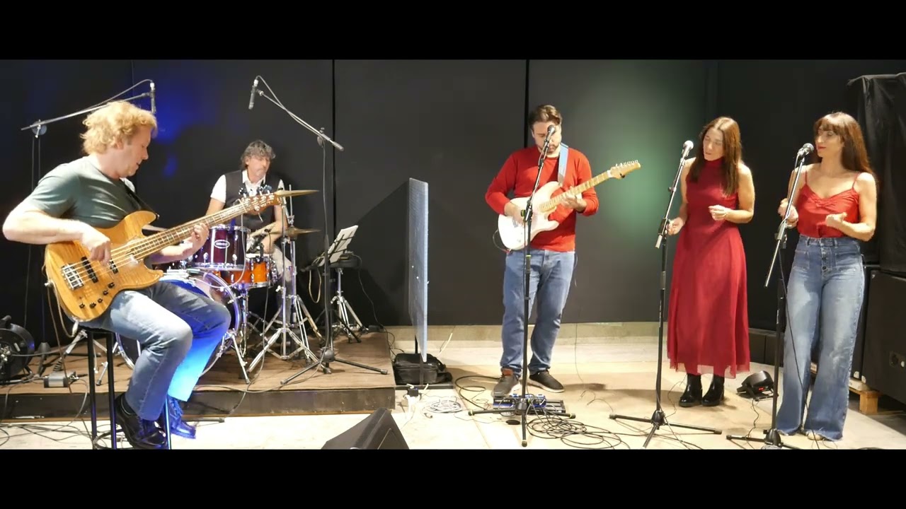 Live 83 band - Moonlight shadow (Mike Oldfield)