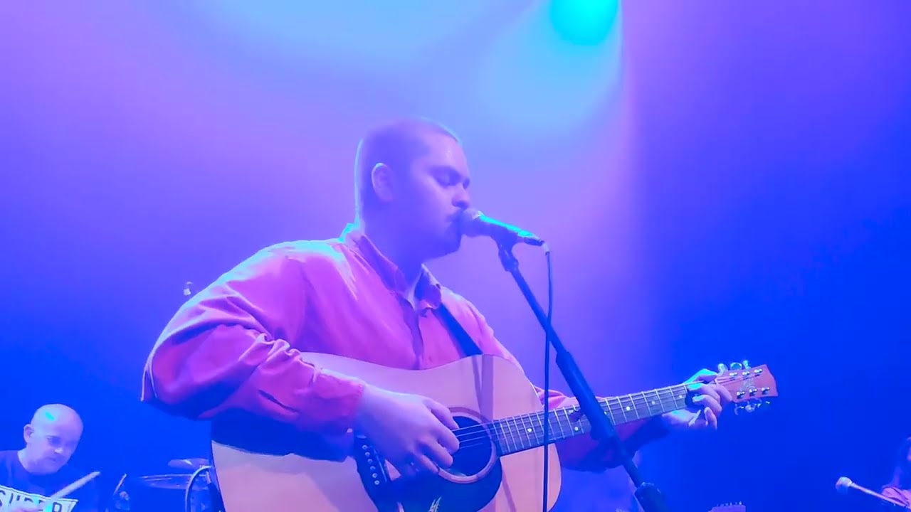 Koebi Faumui - I know better (Live)