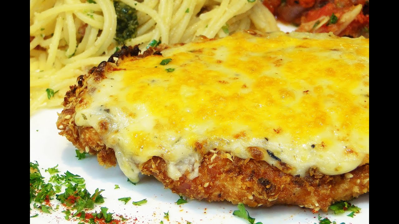 Курица Пармезан, хрустящая и сочная. Секреты Шеф Повара. Сальса Роха. Соус Бешамель и Морне