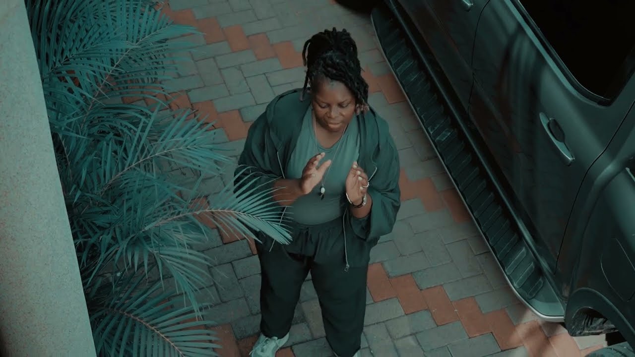 Mai Zee - Ndipei Mukana (Official Music Video)
