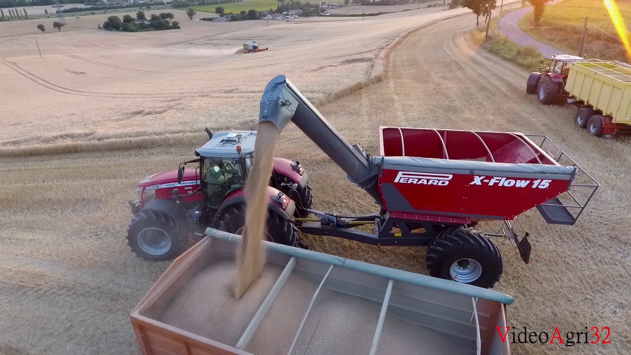 Class Lexion 670 Montana et Perard Xflow 15