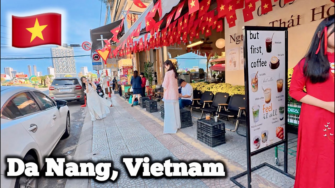 Exploring the City Center of Da Nang, Vietnam 🇻🇳