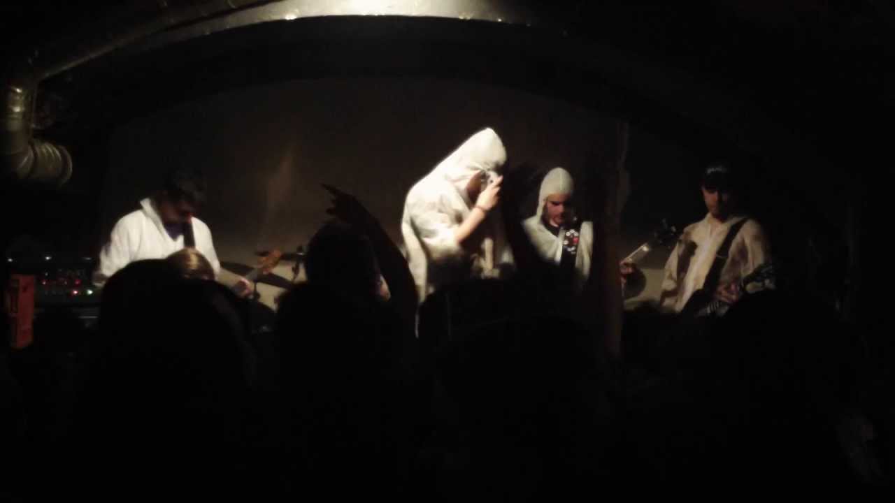 Gutalax - Na chl&eacute;b m&iacute;sto medu, mažu si hnis z vředu (Live @ Fatal Flesh Fest vol. 12)