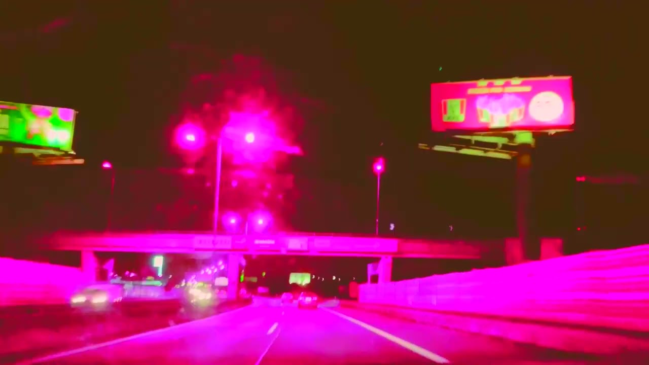 Mlhovina - Kerouac (Official Indivisualiser)
