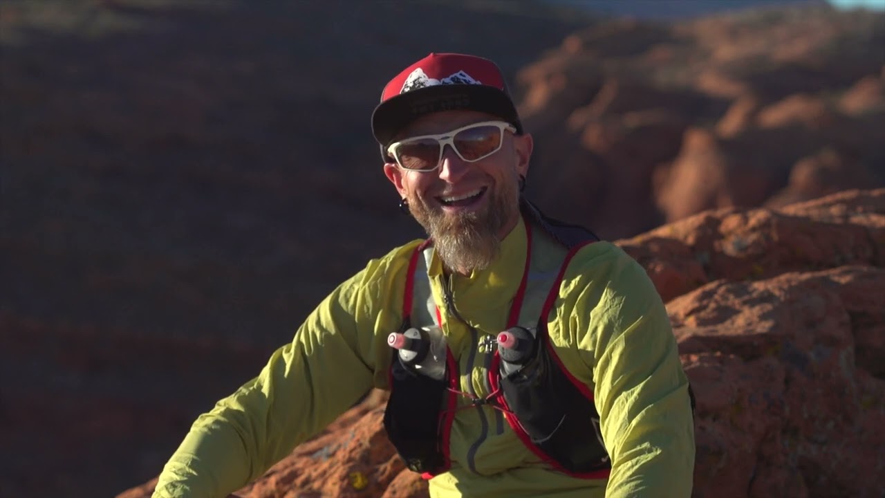 UltrAspire Bronco Race Vest: Drawn to the Mountains