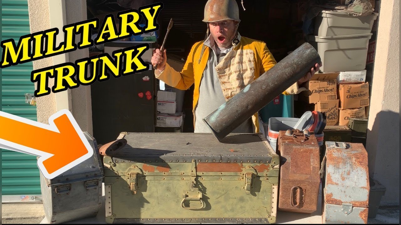 MILITARY WAR TRUNK FOUND $5500 STORAGE UNIT I bought an abandoned storage unit AND FOUND MILITARY