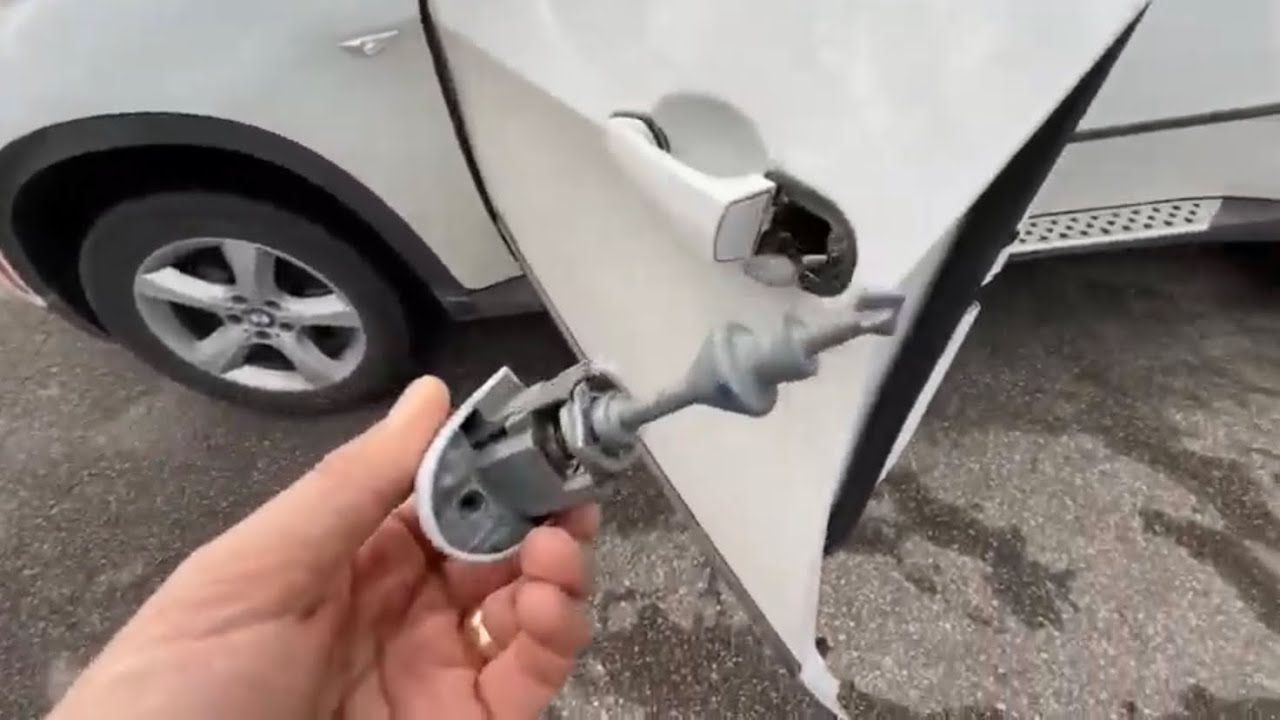 EASY HOW TO - BMW X5 e70 High battery drain & comfort access Drivers door handle (pls leave a 👍)