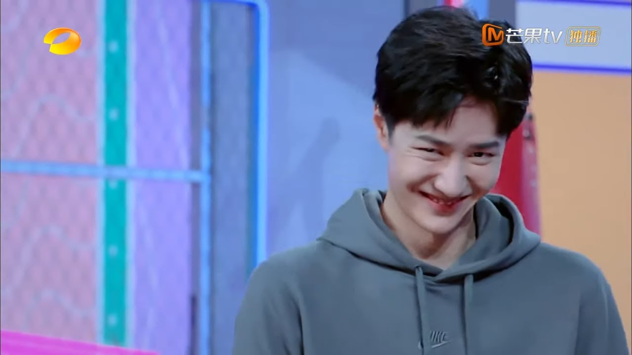 【预告】王一博笑成表情包！ 钱枫大张伟轮番受伤 王《天天向上》20201122 Day Day Up【芒果TV爱豆娱乐站】
