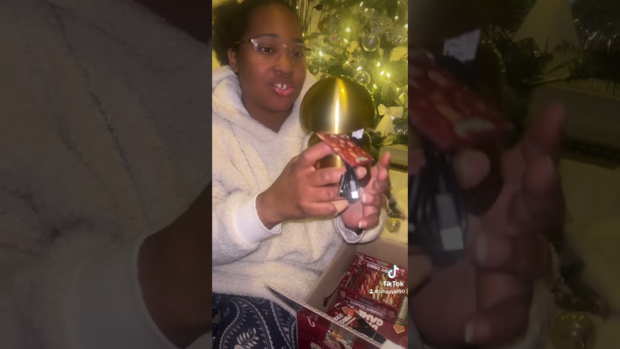 Unboxing Christmass gift 