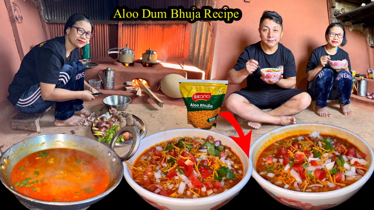 Chatpata Aloo Dum Bhuja Recipe : Nepali Street Food Cooking & Eating in Nepali Village Kitchen 