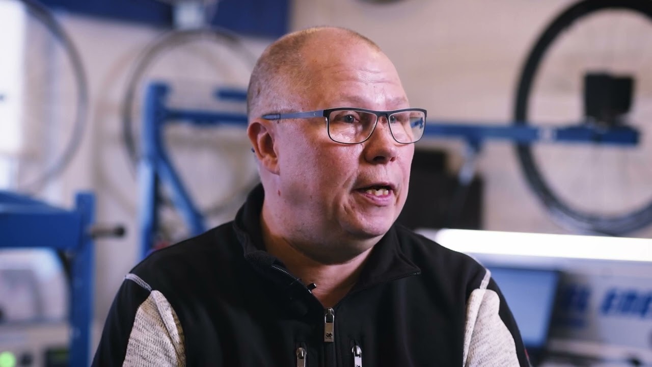 Vuoden 2022 yksinyrittäjä Petri Hankiola
