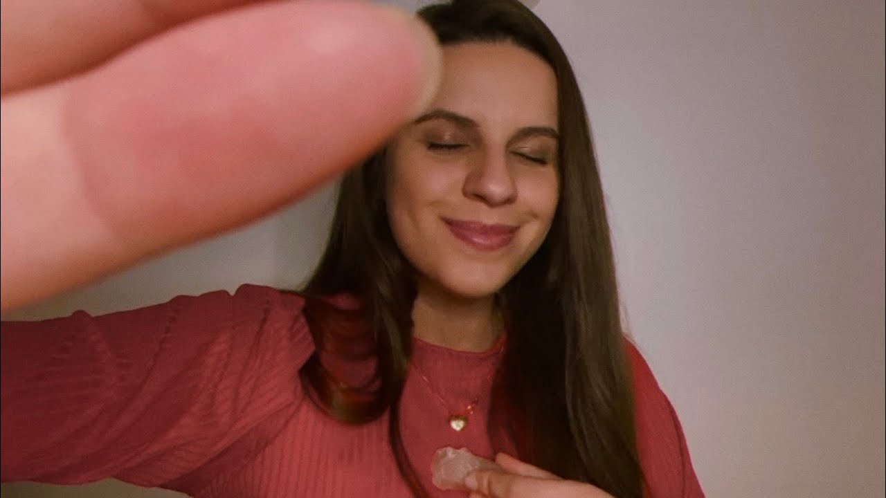 ASMR CUIDANDO DO SEU CORAÇÃO ❤️ (voz suave, energização, corte dos cordões tóxicos, oração)
