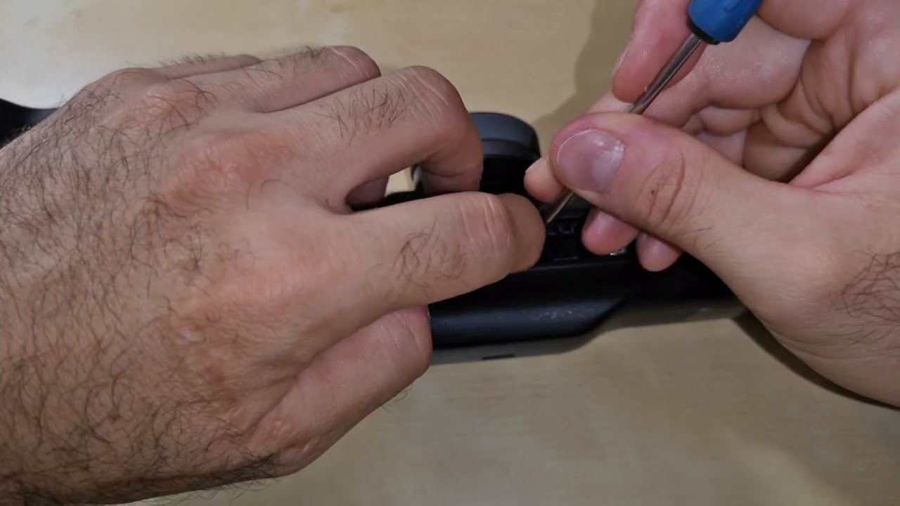 Zhiyun Smooth 4 Back Button Repair || Reparaci&oacute;n del bot&oacute;n trasero
