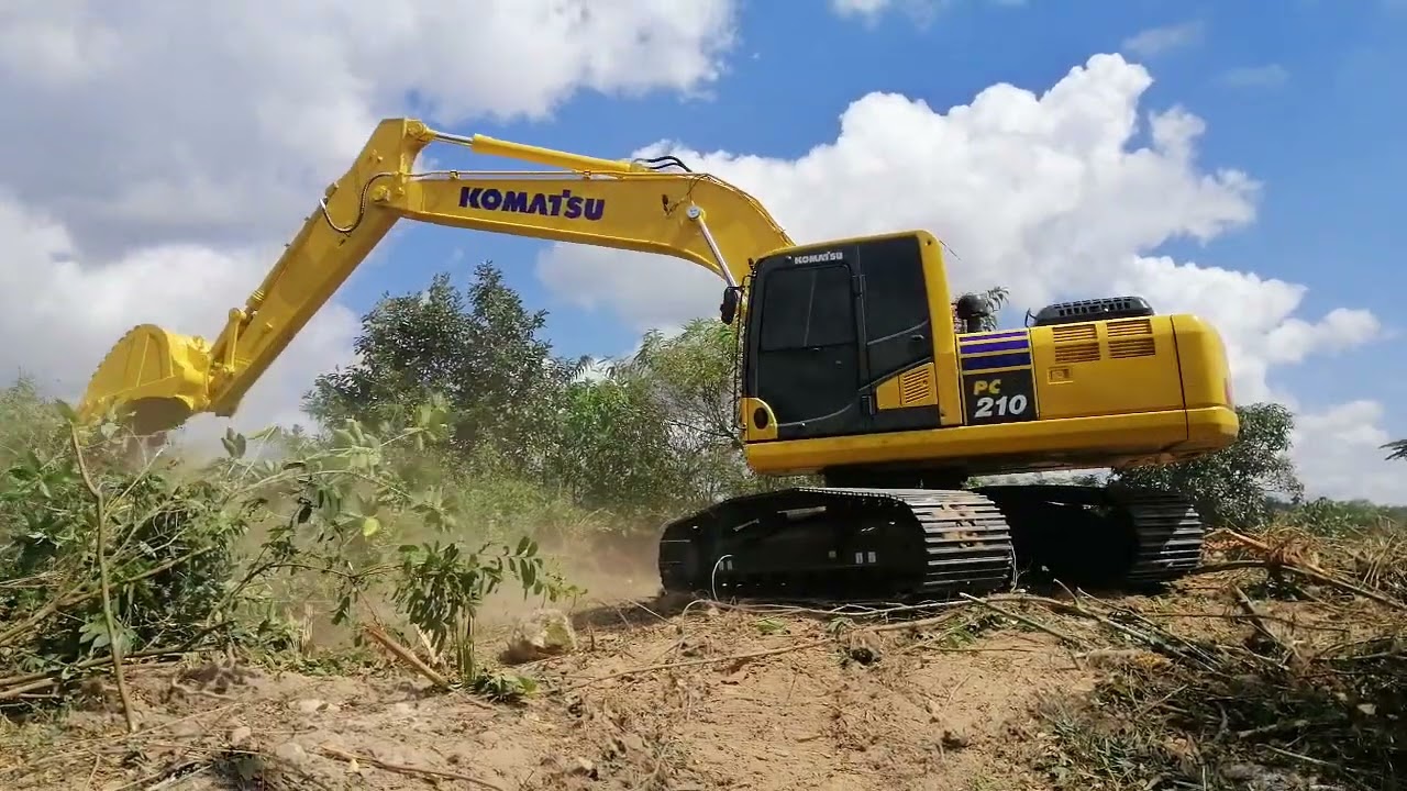 รถใหม่ป้ายแดง​ KOMATSU​ PC​210​MO​ ลุยงานตีป่า