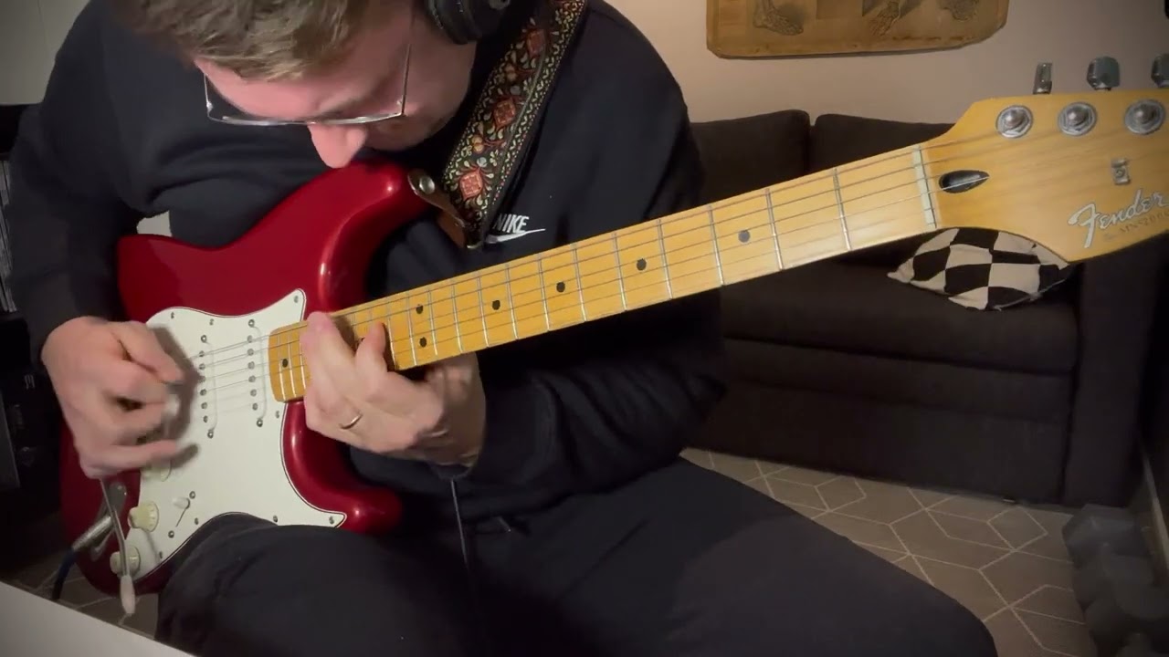 Paratiisi - Rauli Badding Somerjoki - Guitar Instrumental