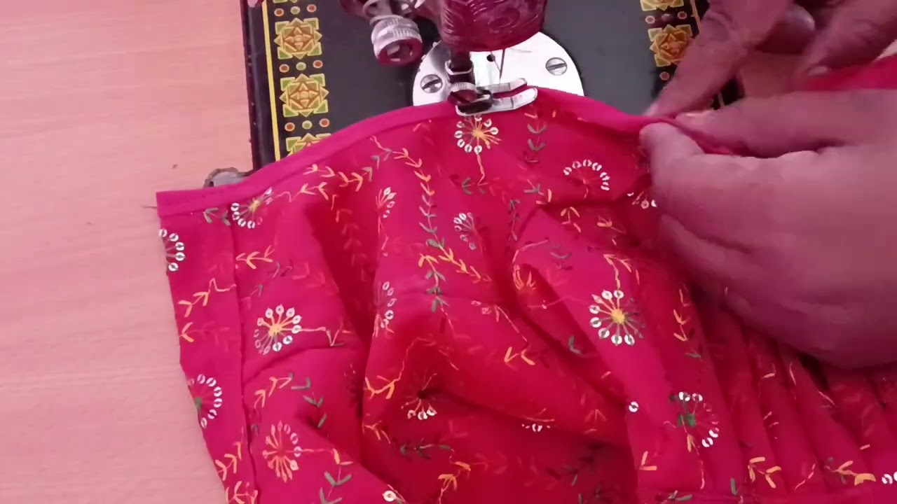 Blouse ko kaise cutting karte hain aur kaise piping lagate Hain