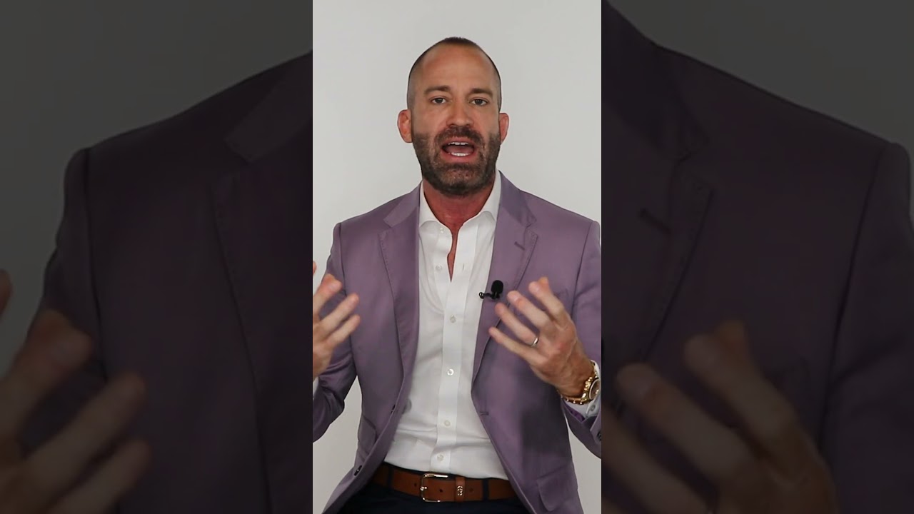 Want to CRUSH Sales This Year? 👊 SUBSCRIBE for Daily Tips 💼 #TopSalesPerformer