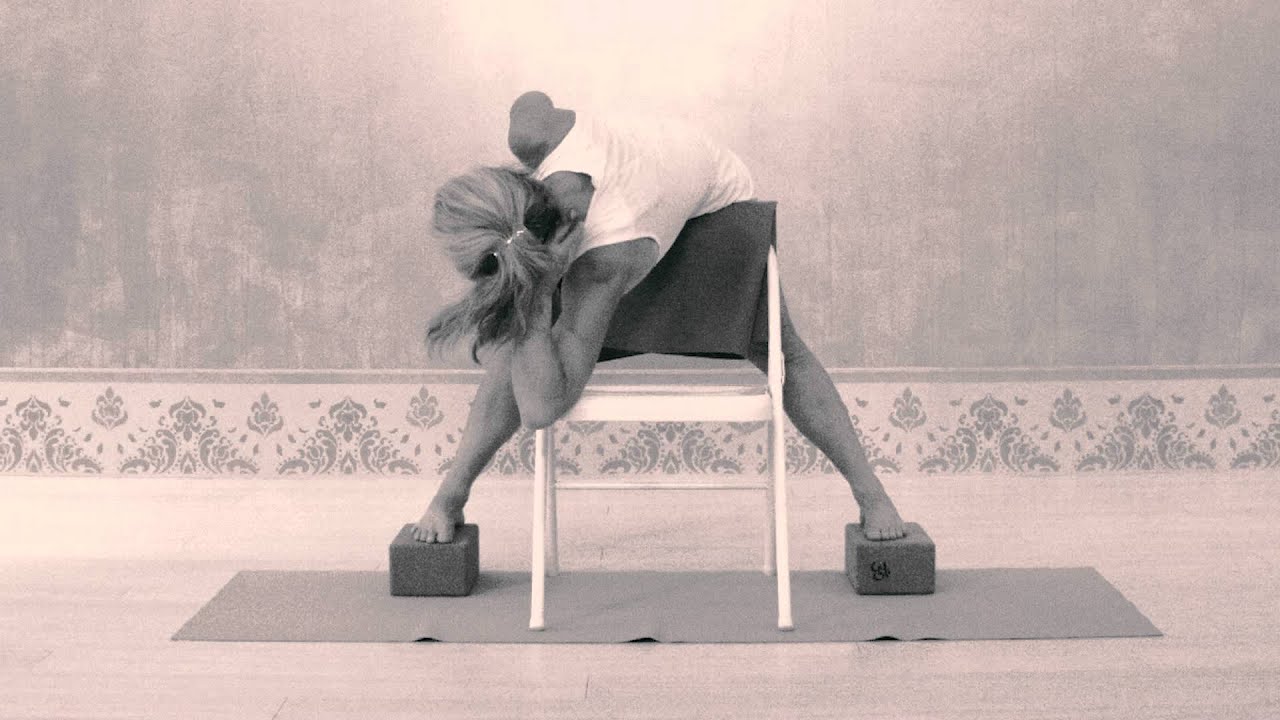 Carrie Owerko: Playful Practice with the Chair : SPACE