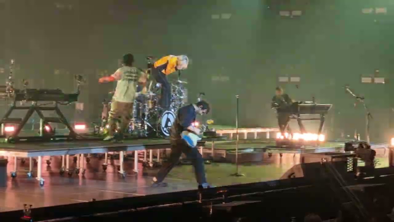 Linkin Park Melbourne Night 2 - Keys to the Kingdom