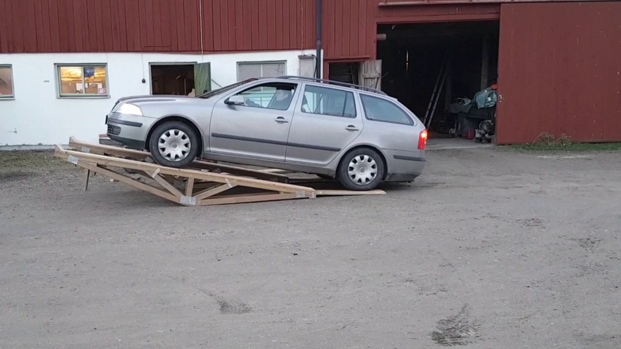 Car servise ramp homemade from wood part 1
