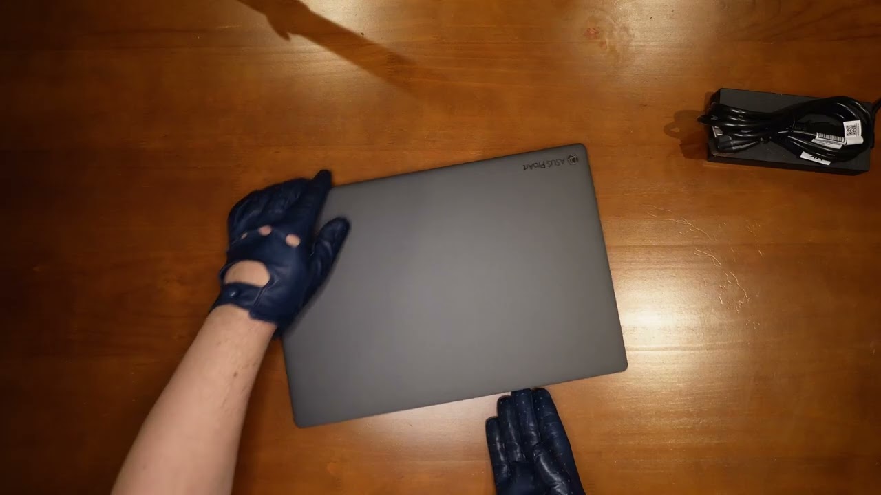 Распаковка ноутбука ASUS ProArt P16 H7606WX (рабочая станция)
