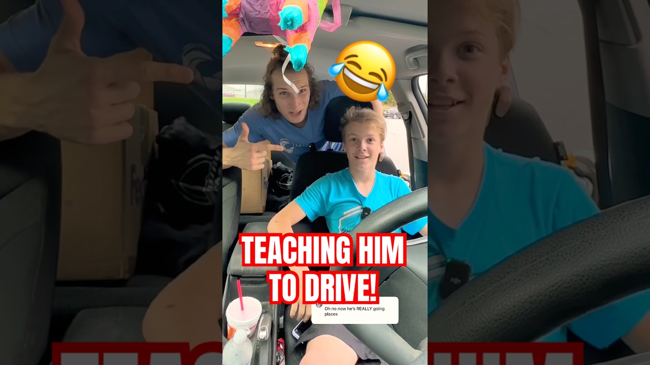 Учу Паркера водить машину 😂