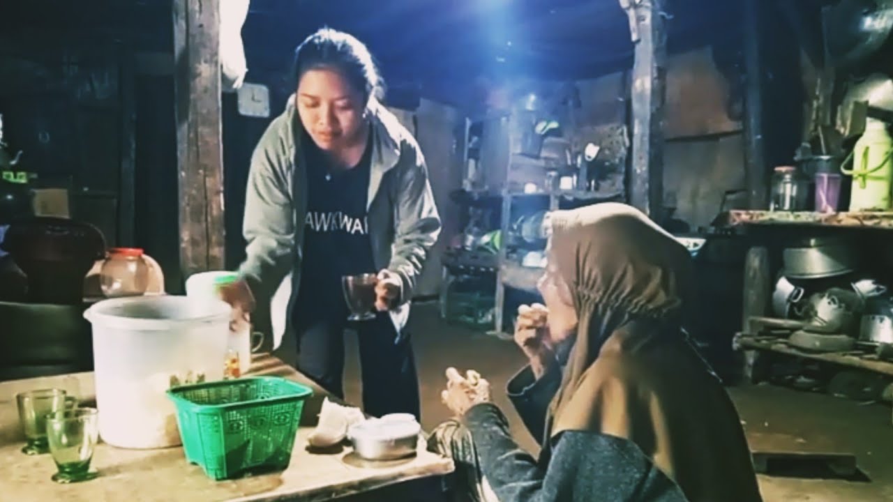 Cuman ada dua rumah disini || suasana pedesaan yang berada di bawah bukit, desa Batur Banjarnegara
