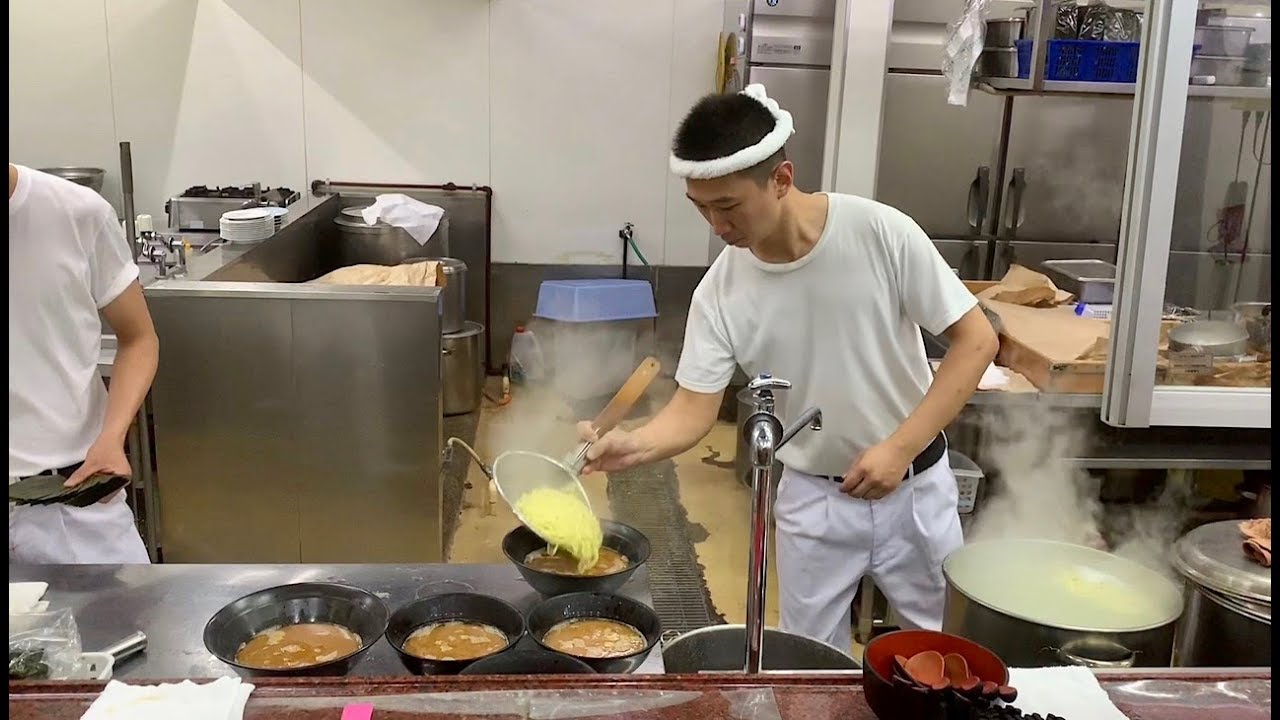 【神回】家系ラーメン総本山直系の調理風景【杉田家千葉店】ラーメンの作り方 how to make of iekei ramen