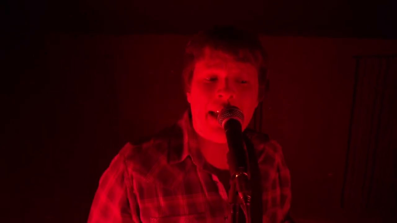 Sam Hauge - Can't Find a Way Out [Official Video]