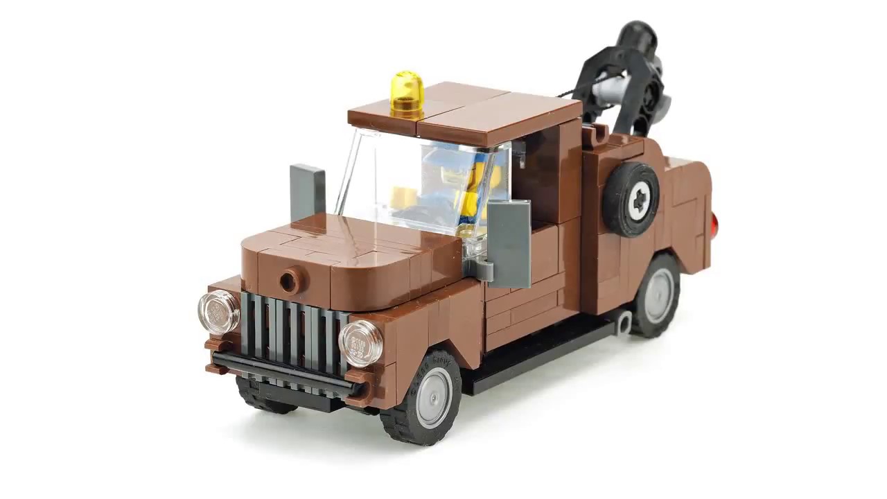 LEGO Old Tow Truck. MOC Building Instructions