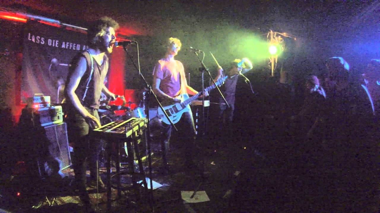 PISSE - NERVENHEILANSTALT (Live im Immerhin Würzburg 31.10.15)