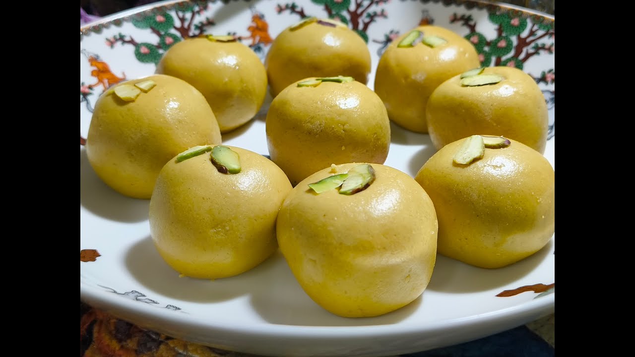 न चिकटणारे,अगदी पेढ्यासारखे दिसणारे बेसन लाडू|besan ladu