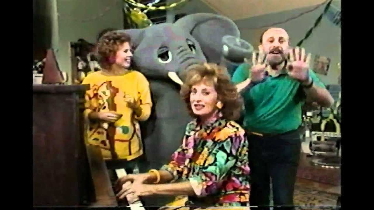 SL&B's Elephant Show- S04 E06 