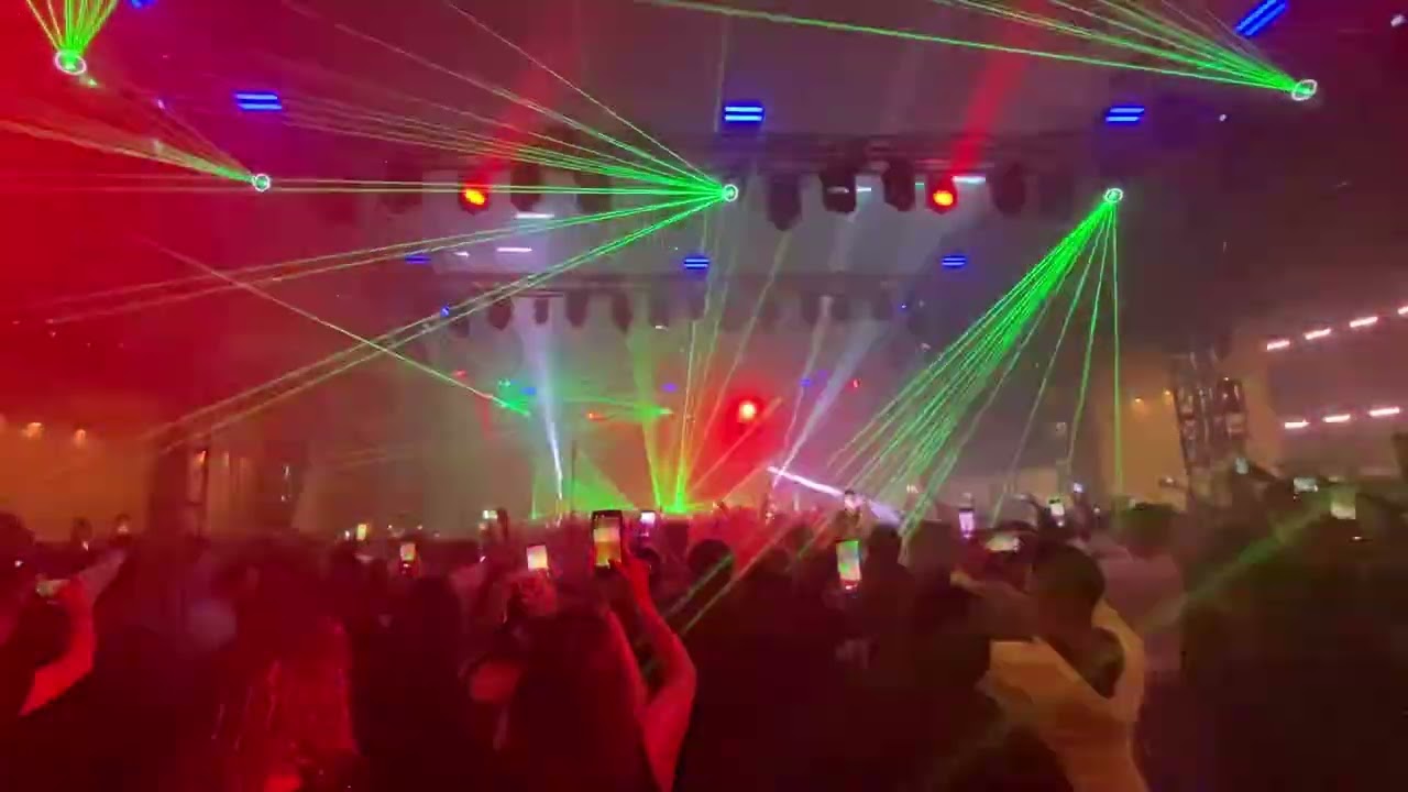 montesquiu da paso a El Fantástico Valentino ex balneario olímpico 