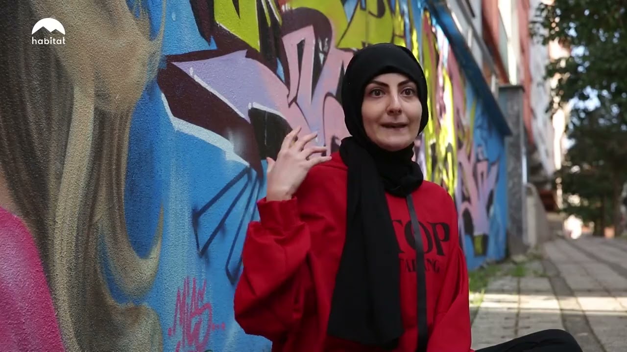 Kadın graffiti sanatçısı Mies 'in hikayesi ve sokak sanatına üzerine notlar Karşı Cins'te.