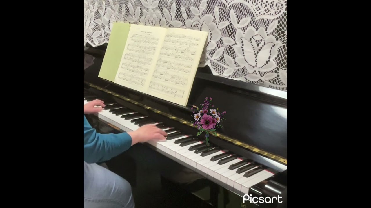 ブルグミュラー18の練習曲13番、14番です