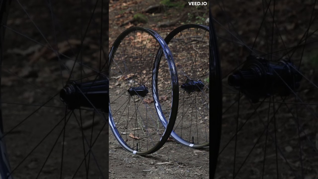 Race Face Turbine Wheel Tech!