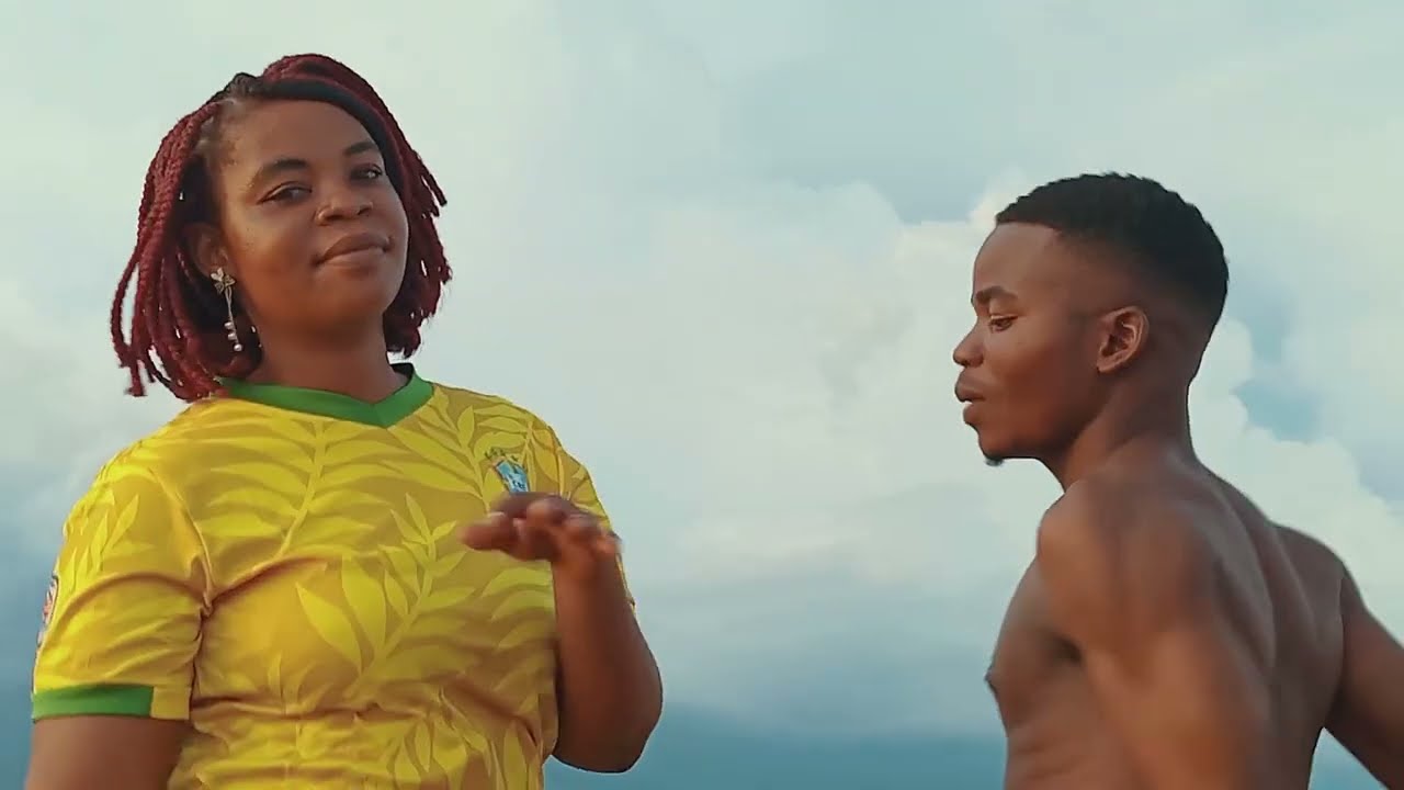 Rey_Ball_ft_Felly de Moz_-_MWAMUANIAKA(vídeo oficial)_by FJ Records