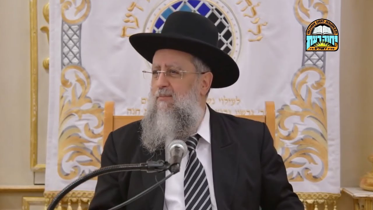 הרב דוד יוסף – מיץ ענבים או יין מתוק לקידוש  🍷