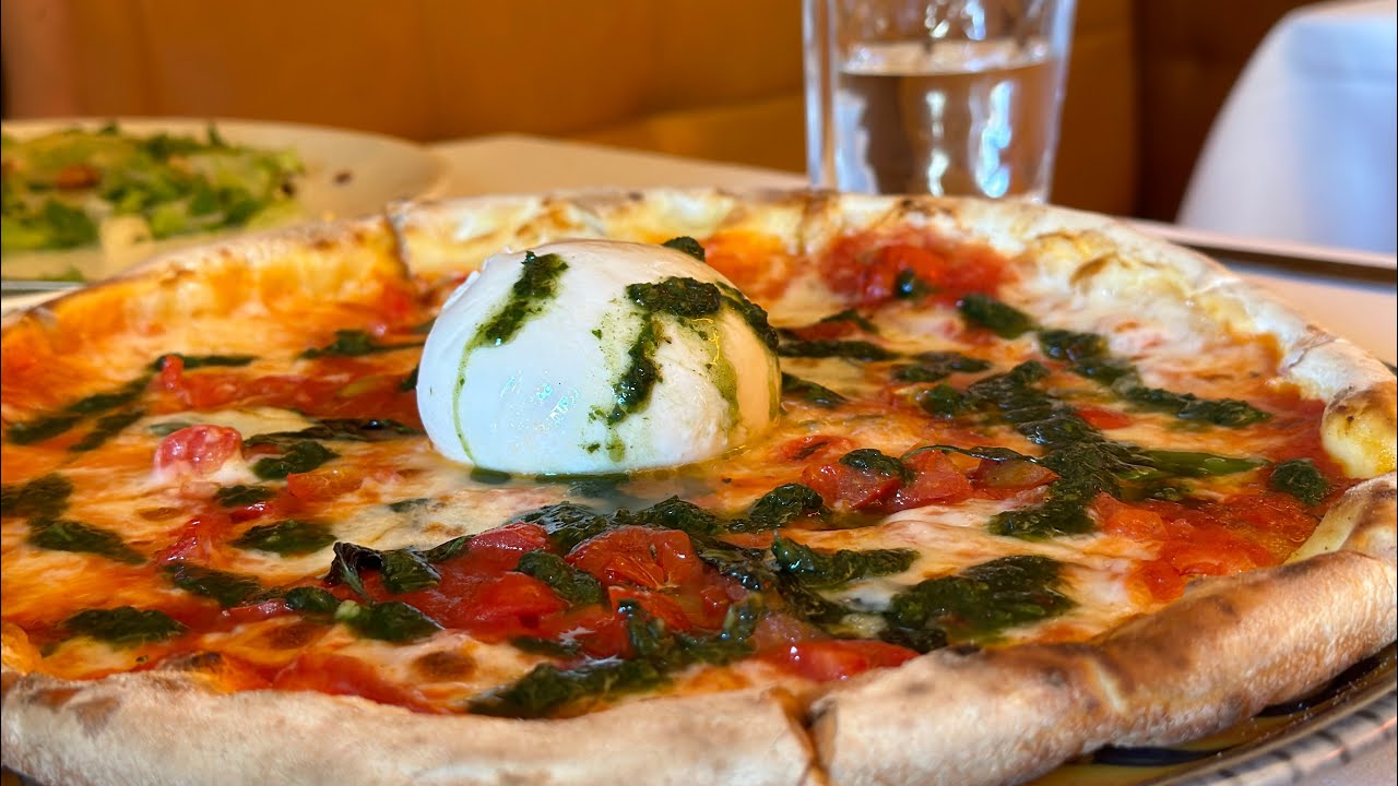 The Worlds best Gluten Free Pizza, well done Florence, Italy #foodie #travel