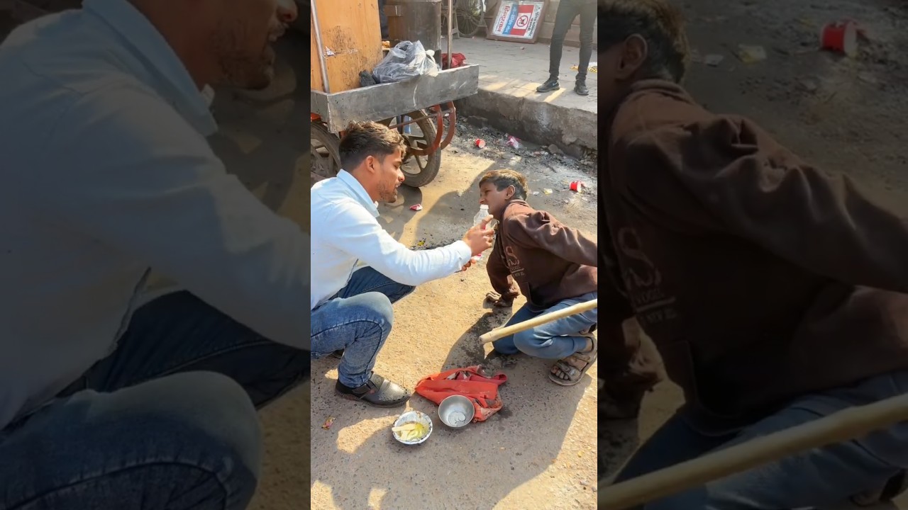 इन आंखों से देखो खुद समझजाओगे  