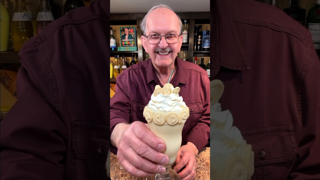 Dunkaroos Vanilla Milkshake, Happy Milkshake Monday!