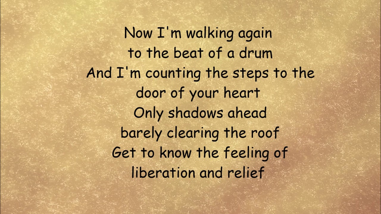 Don't dream it's over - Miley Cyrus and Ariana Grande (Lyrics)